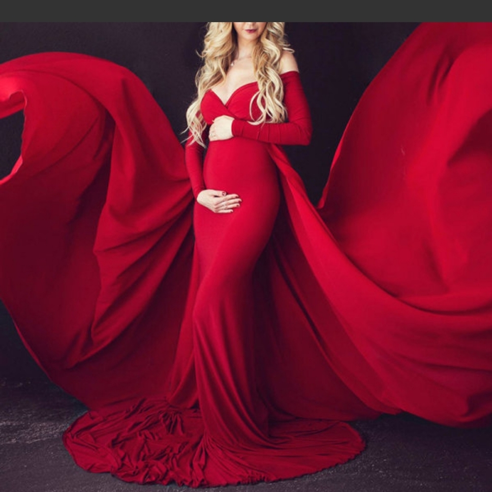 Red Maternity photoshoot dress brand new XL